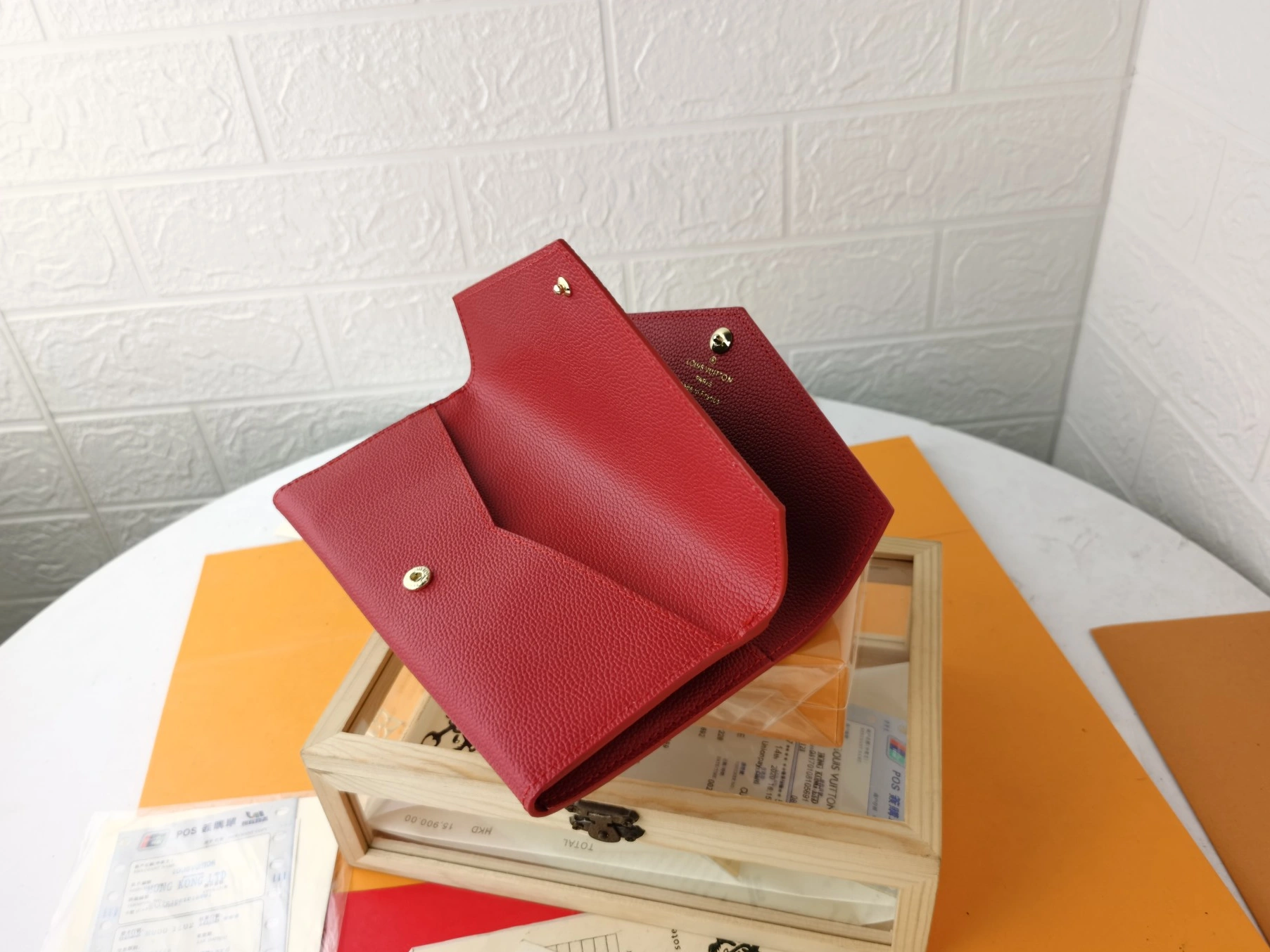 Louis Vuitton LV Card Case For Women Practical 9373 - Image 5