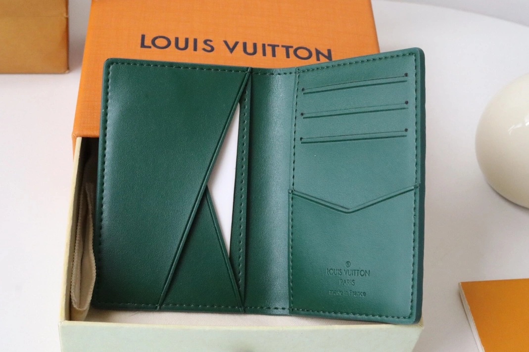 Louis Vuitton LV Card Case Soft 6800 - Image 5
