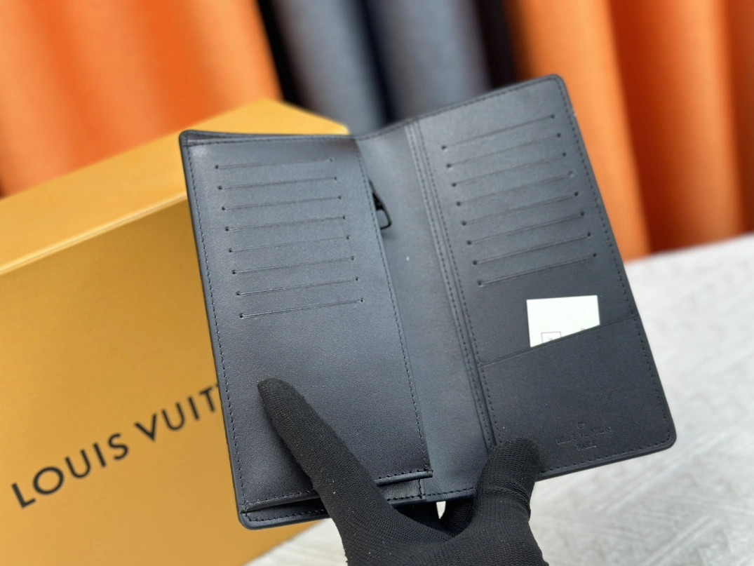 Louis Vuitton LV Card Case Trendsetting 6004 - Image 6