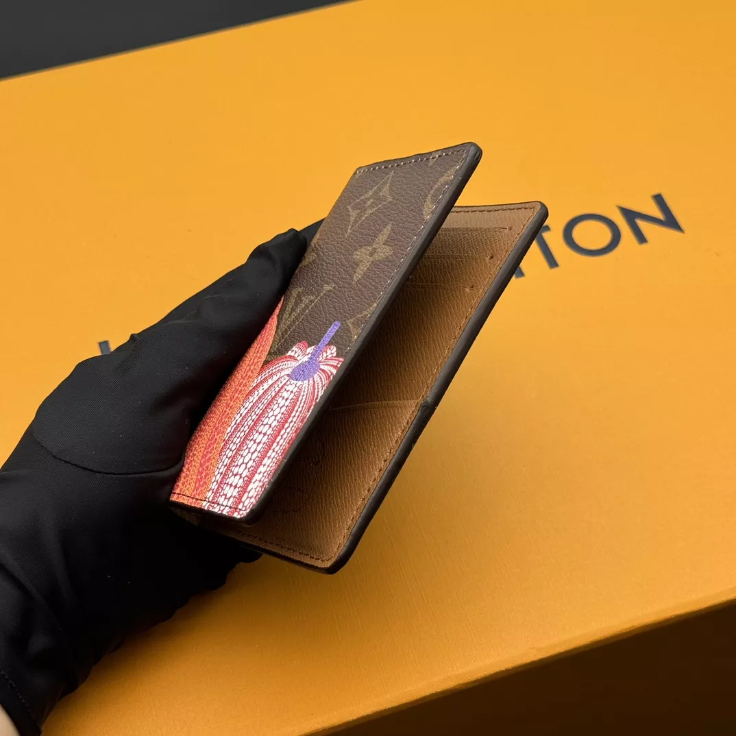 Louis Vuitton LV Card Case Versatile 659 - Image 7