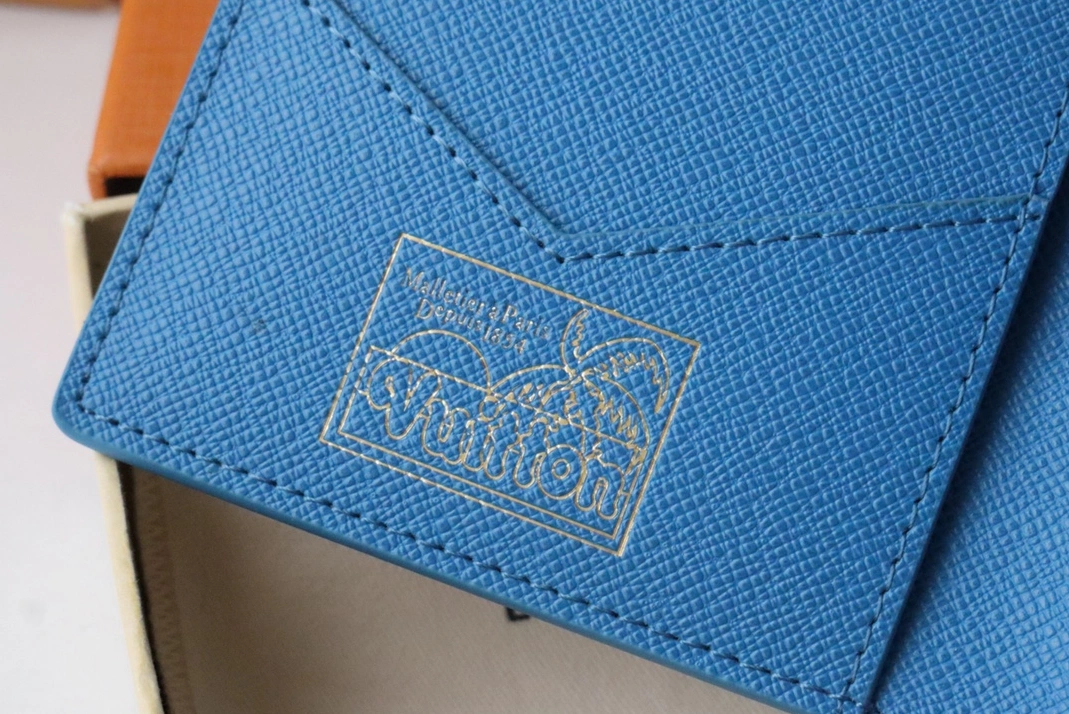 Louis Vuitton LV Card Case WellDesigned 4888 - Image 6