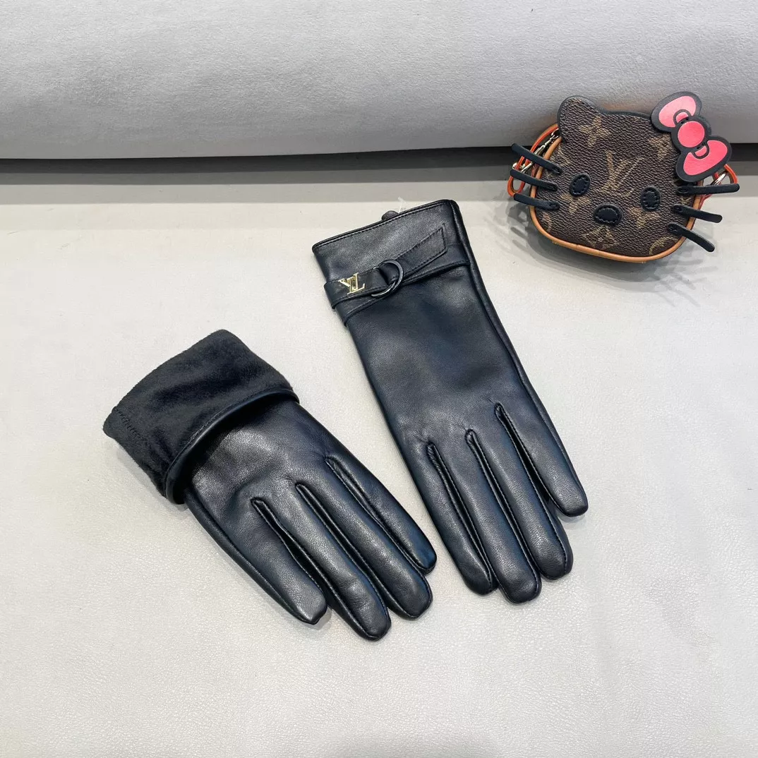 Louis Vuitton LV Gloves For Women UrbanStyle 9276