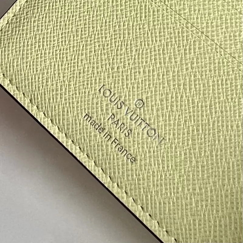 Louis Vuitton LV Wallets AllSeason 5138 - Image 5