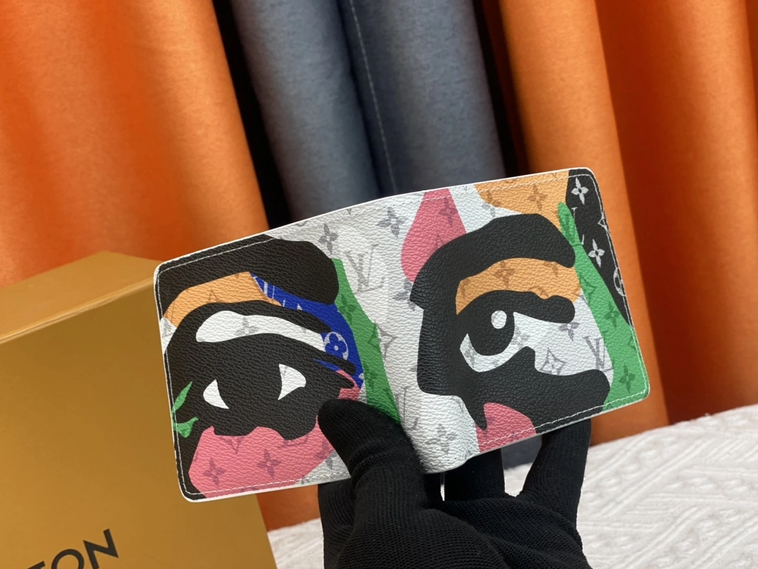 Louis Vuitton LV Wallets For Unisex Cozy 1177 - Image 8