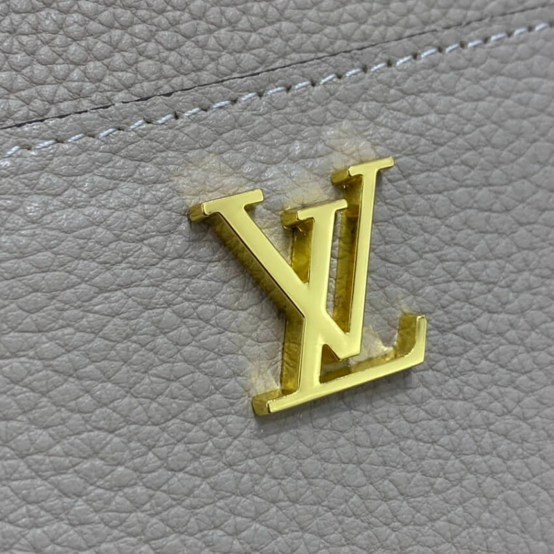 Outside f Louis Vuitton Lockme Zippy Coin Purse Greige - Image 5