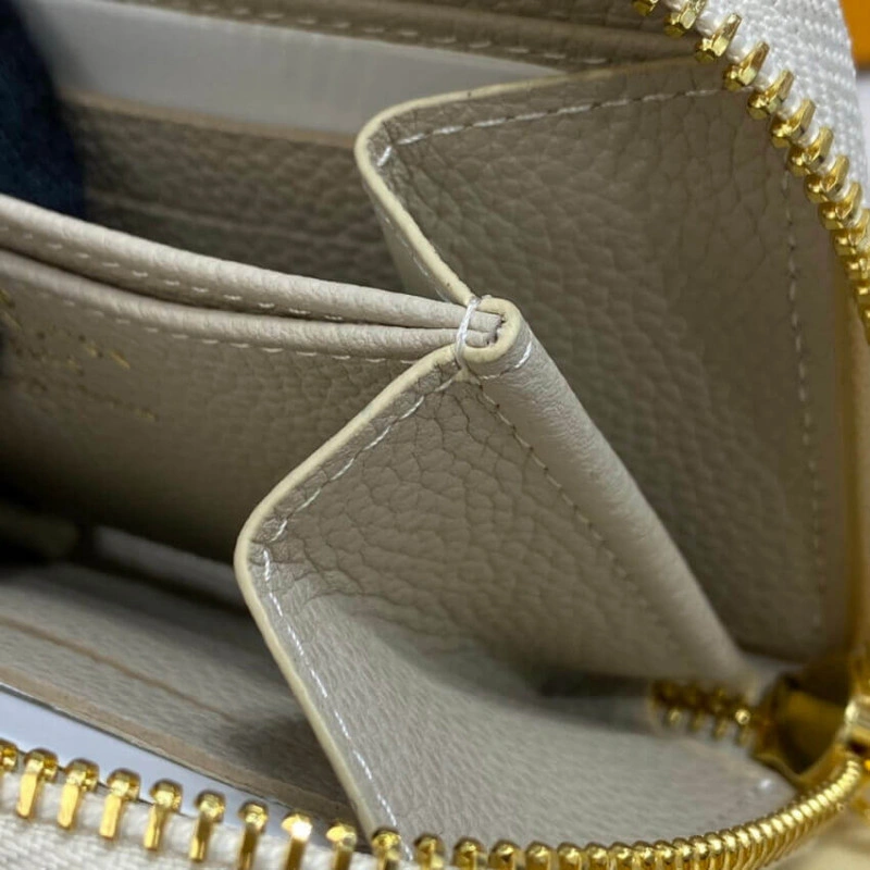 Outside f Louis Vuitton Lockme Zippy Coin Purse Greige - Image 8