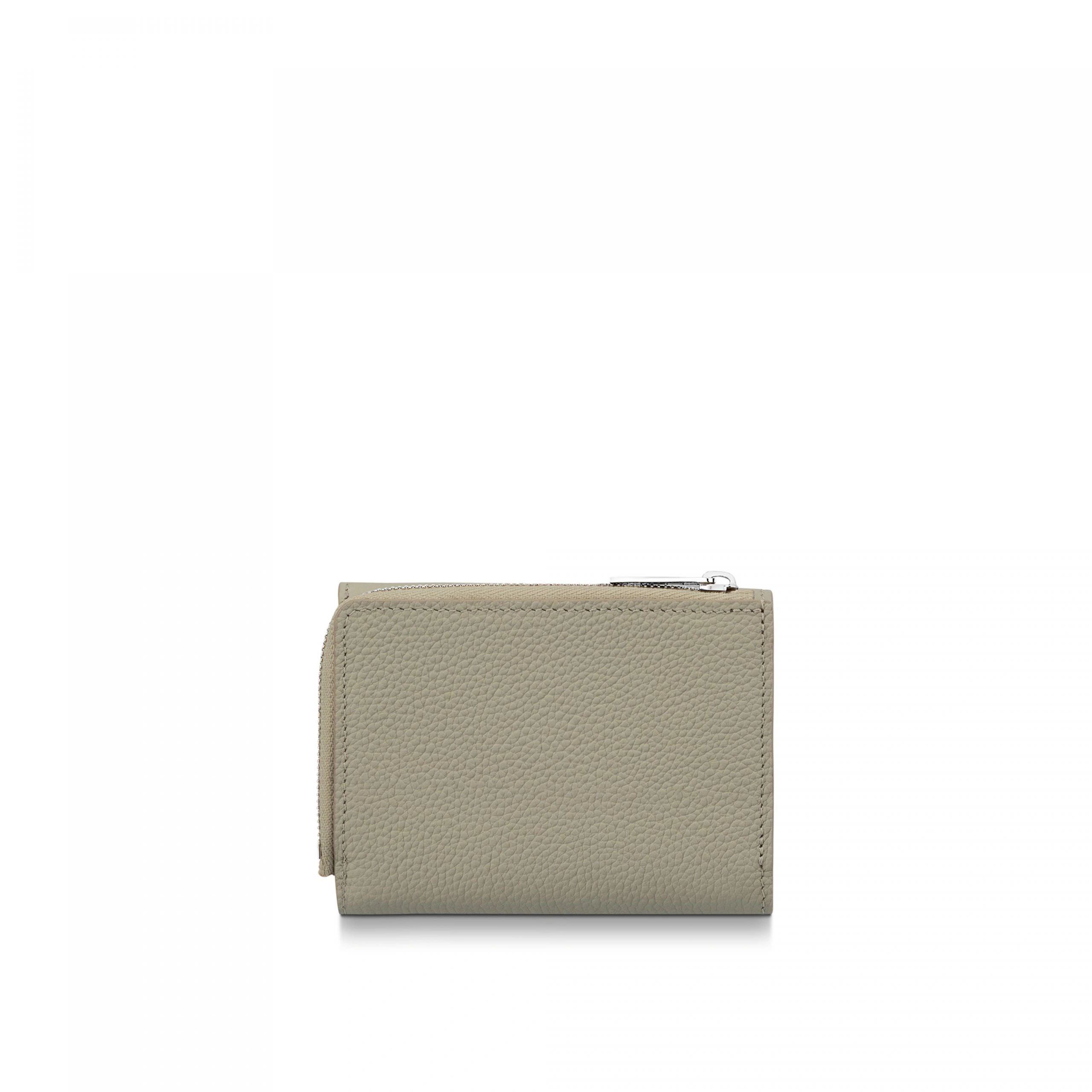 Louis Vuitton M82410 Slender Pilot Sage - Image 5