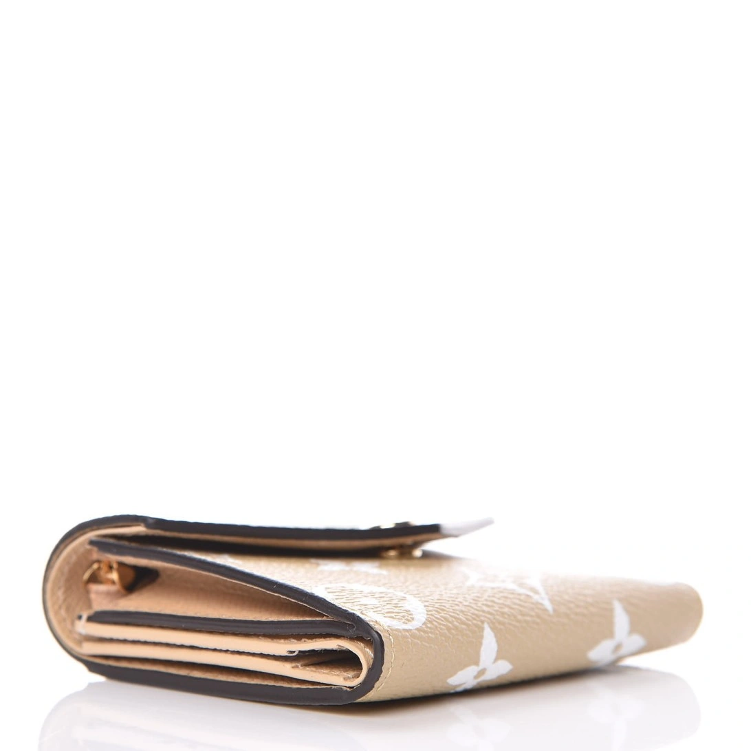 Louis Vuitton Monogram Giant Zoe Wallet Khaki M67640 - Image 3