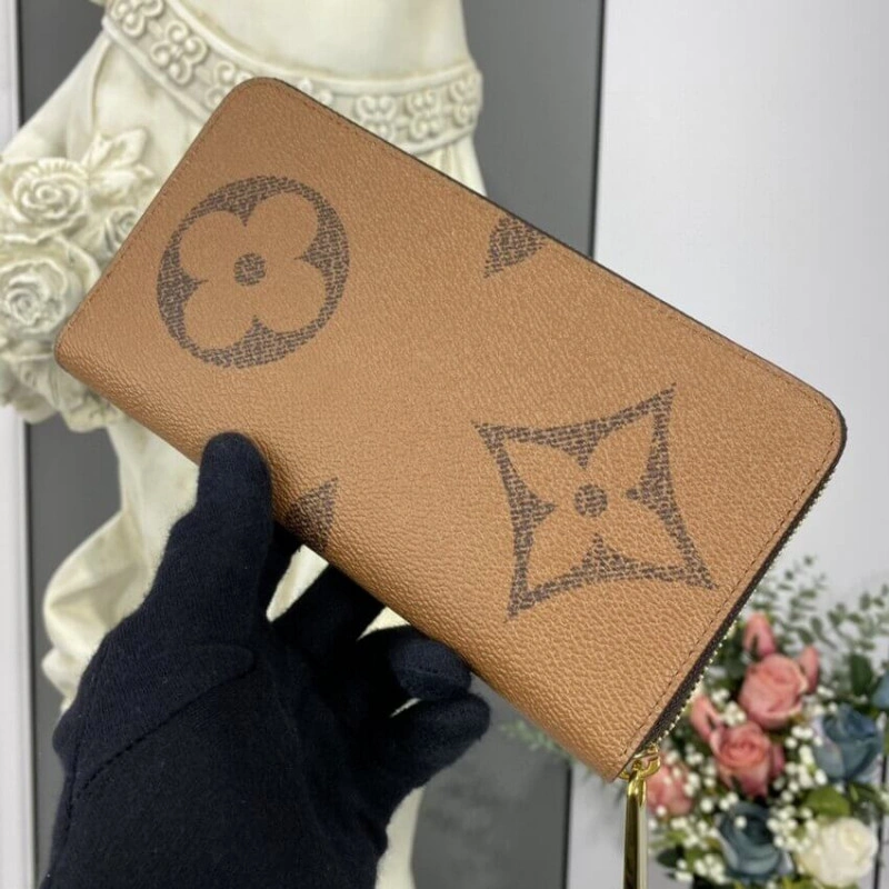 The Zippy Louis Vuitton Monogram Reverse Canvas Zippy Wallet - Image 5