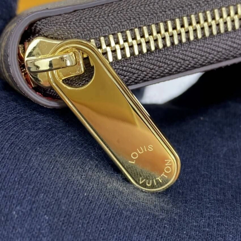 12 card s Louis Vuitton Monogram Zippy Wallet Red - Image 6