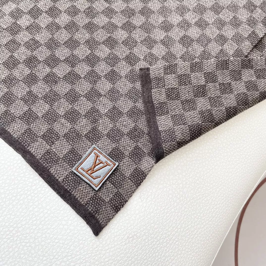 Louis Vuitton Scarf For Unisex Sleek 7267 - Image 7