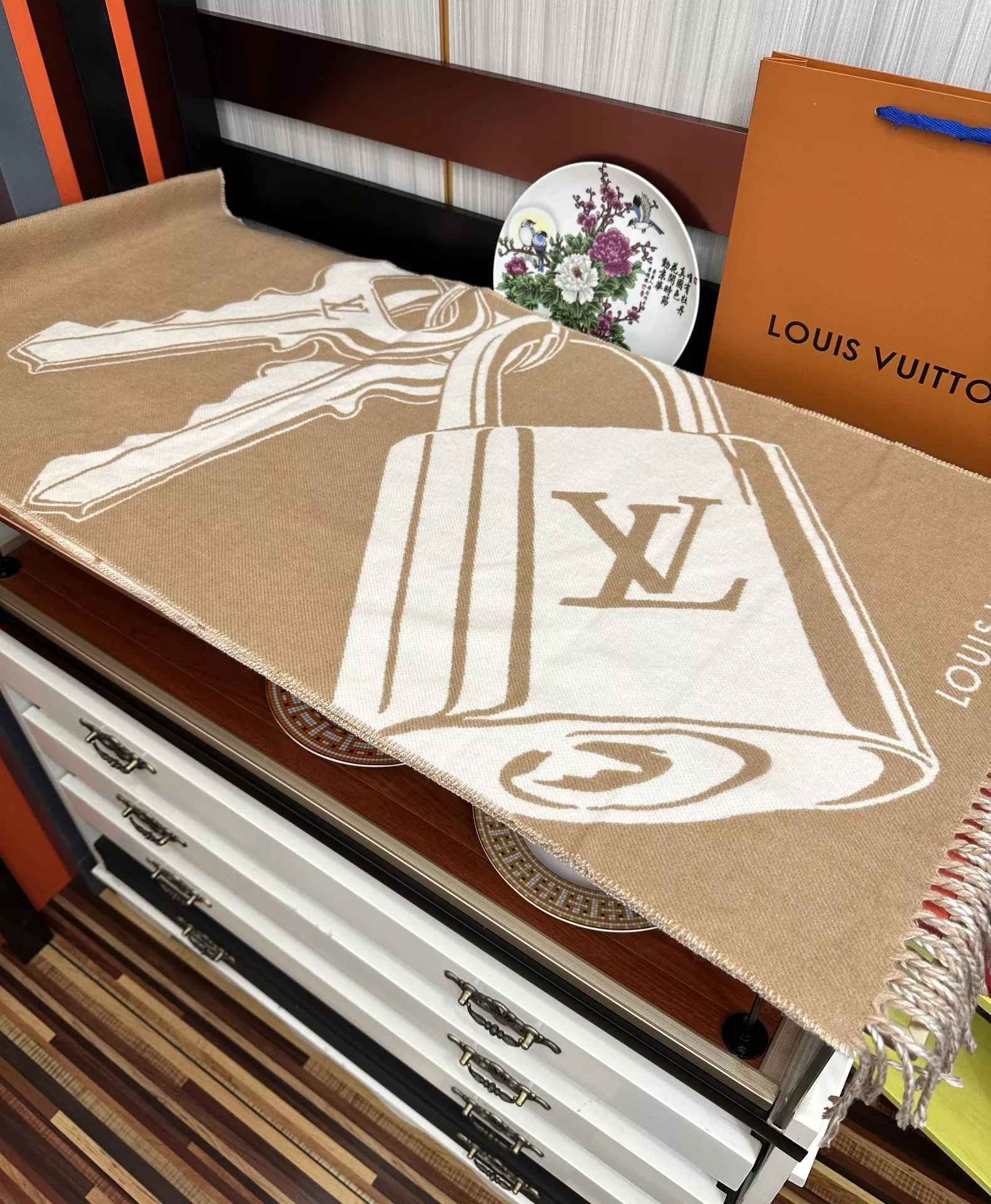 Louis Vuitton Scarf For Women Fashionable 4911