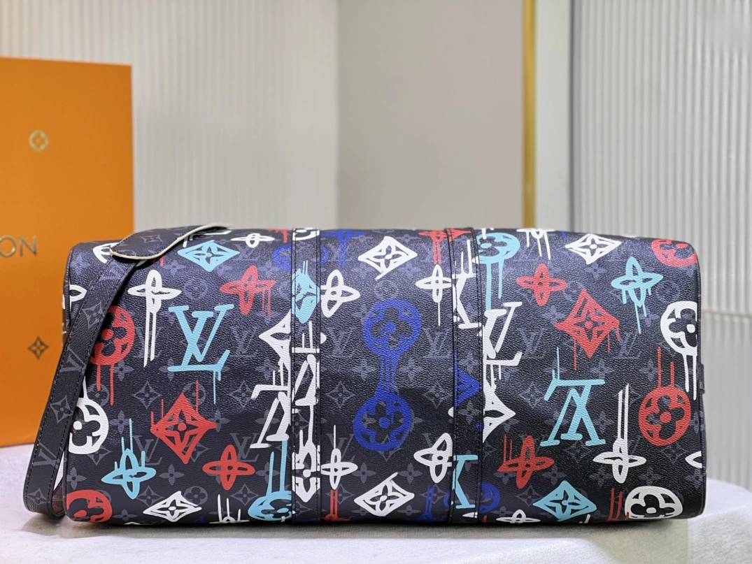 Louis Vuitton Travel Bags For Women Bold 922 - Image 6