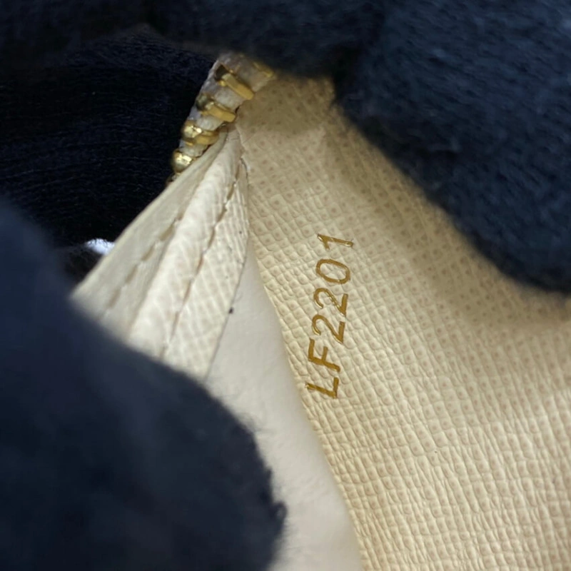 4 card sl Louis Vuitton Zippy Coin Purse - Image 10