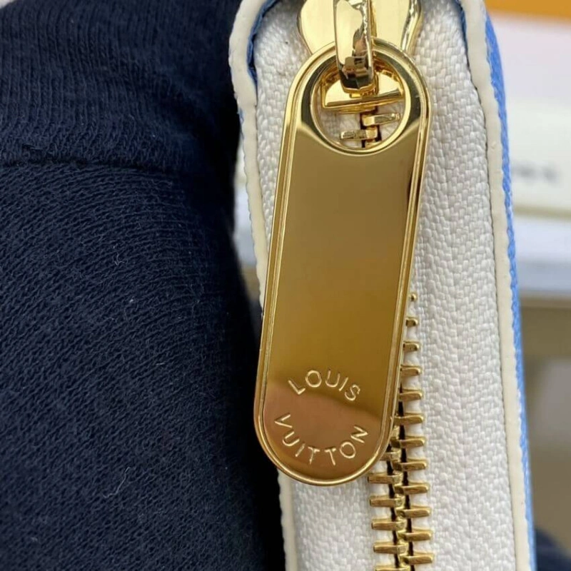 12 card s Louis Vuitton Zippy Wallet Blue - Image 7