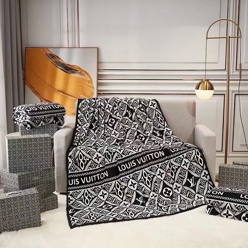 Minimalist 3607 Louis Vuitton LV Blanket - Image 3