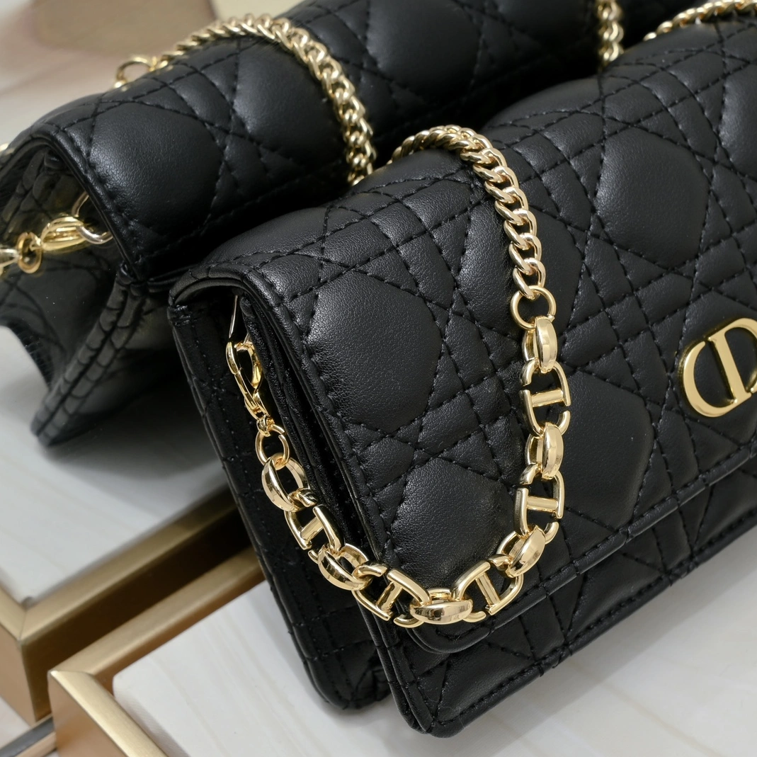 Minimalist 7939 Christian Dior AAA Quality Messenger Bags For Women - Image 3