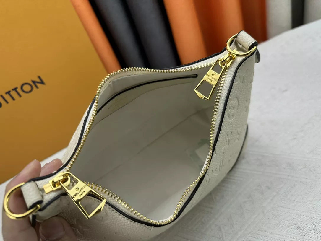 Modern 4067 Louis Vuitton AAA Quality Messenger Bags For Women - Image 8