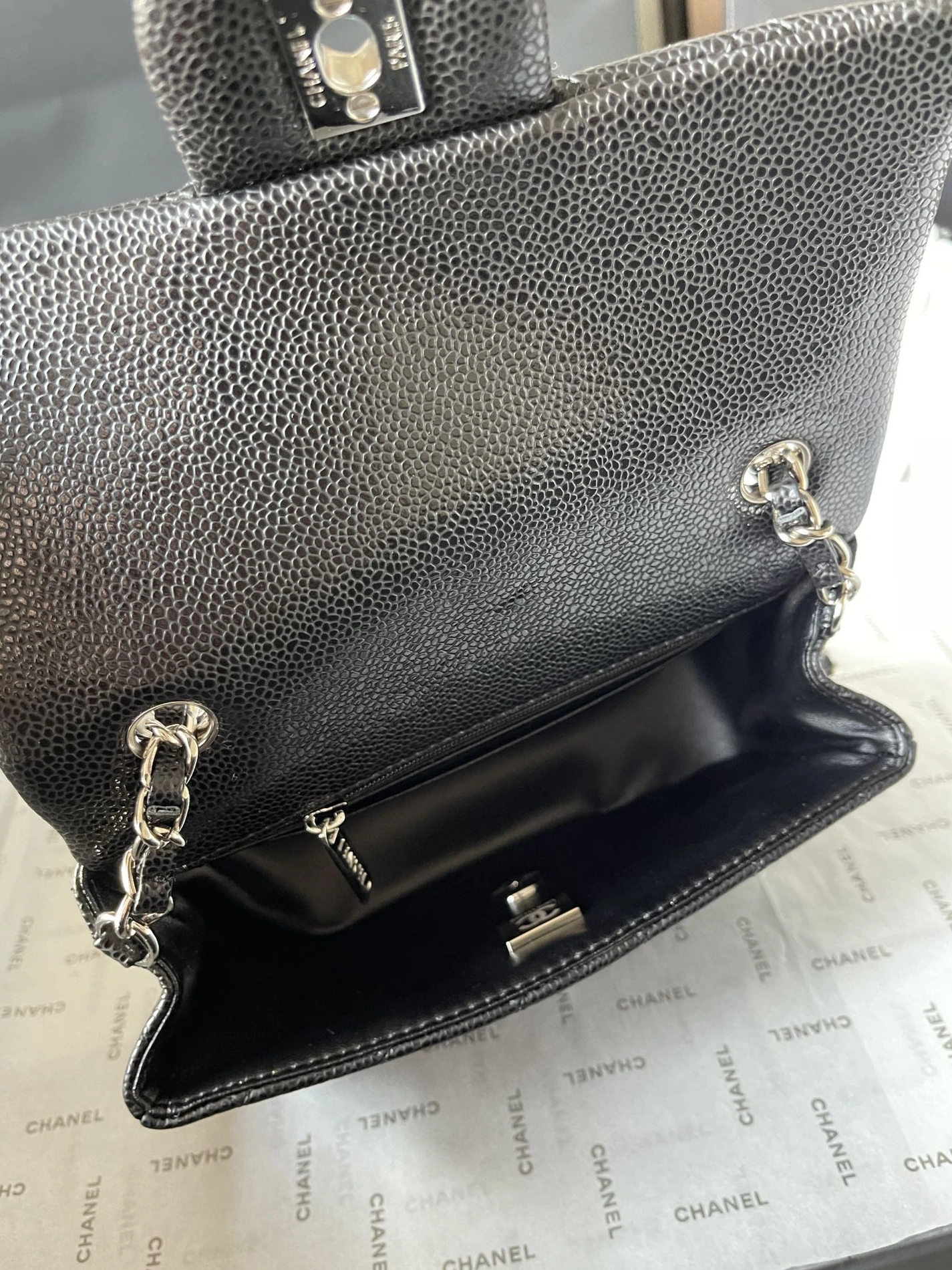 Modern 7009 Chanel AAA Quality Messenger Bags For Women - Image 8