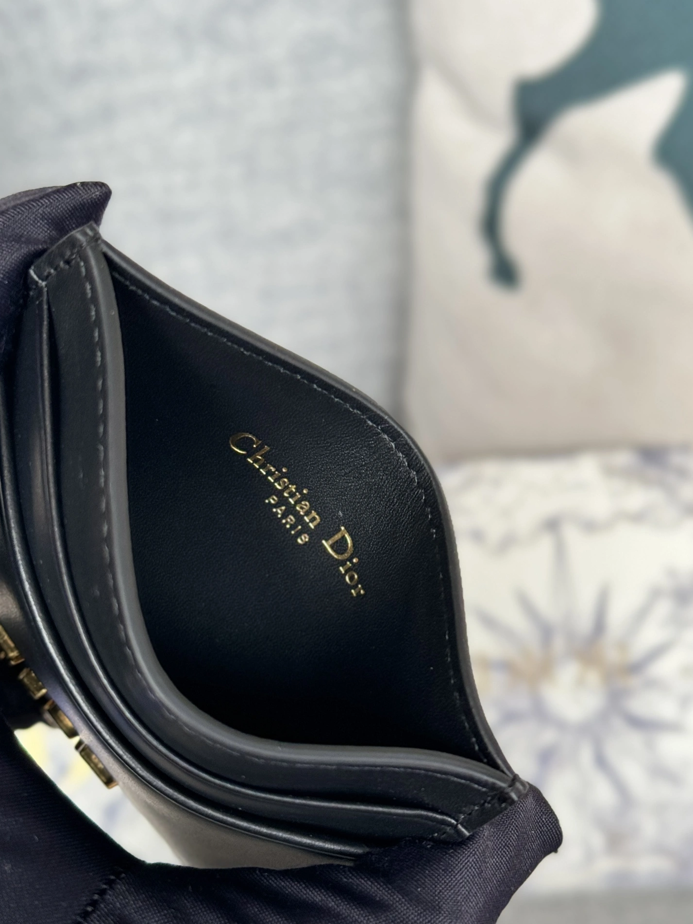 ModernLook 2210 Christian Dior Card Case - Image 7