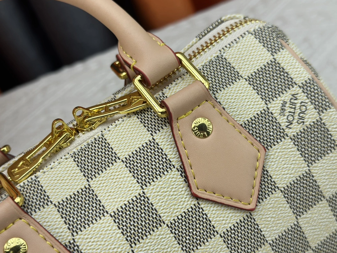 ModernLook 6456 Louis Vuitton AAA Quality Handbags For Women - Image 6