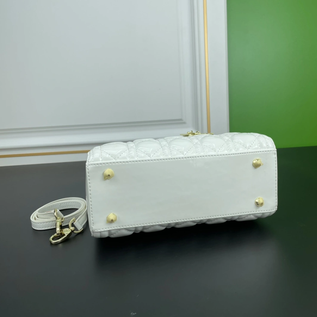 ModernLook 7835 Christian Dior AAA Quality Handbags For Women - Image 5