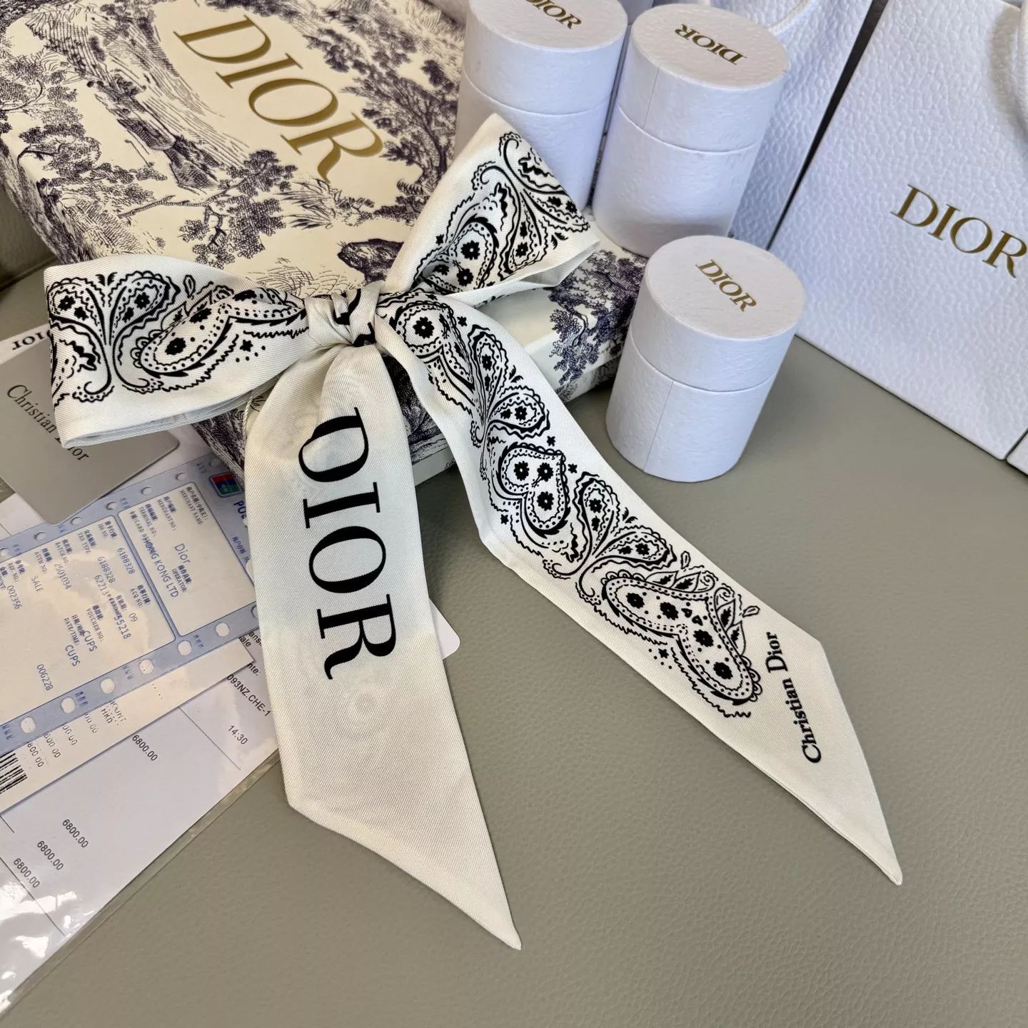 NewStyle 9382 Christian Dior Silk Scarf - Image 3