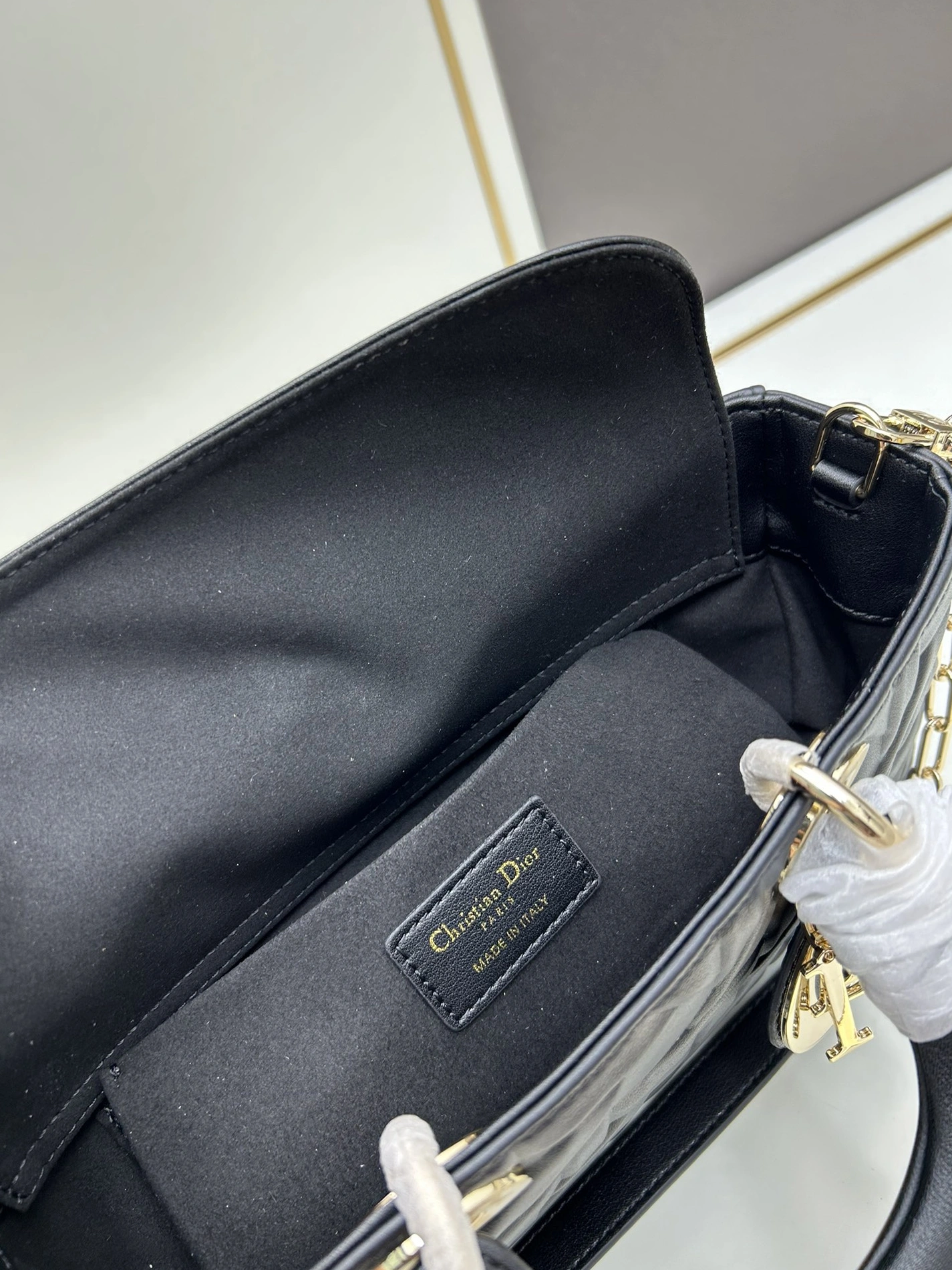 Popular 9533 Christian Dior AAA Quality Handbags For Women - Image 8