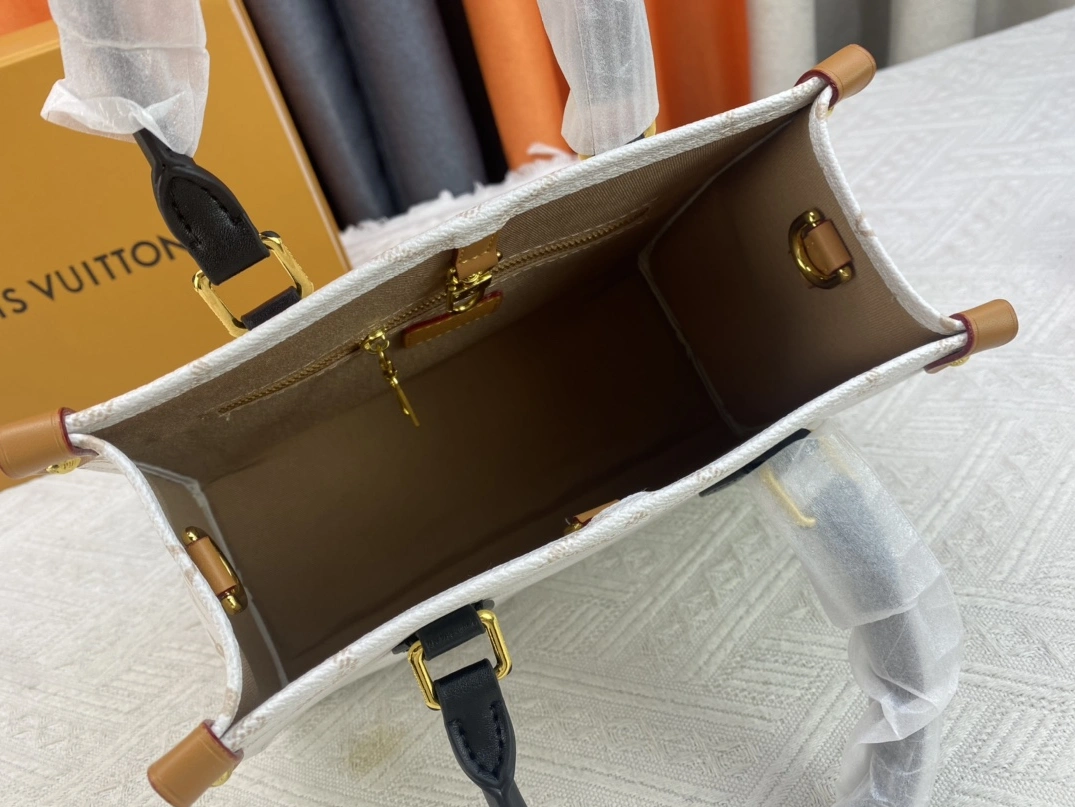 Practical 6019 Louis Vuitton AAA Quality Handbags For Women - Image 8