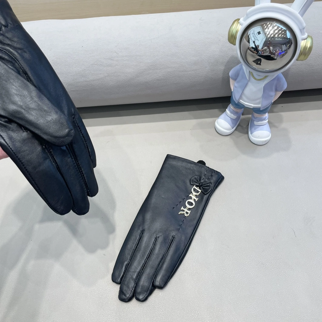 Refined 4474 Christian Dior Gloves For Women - Image 6