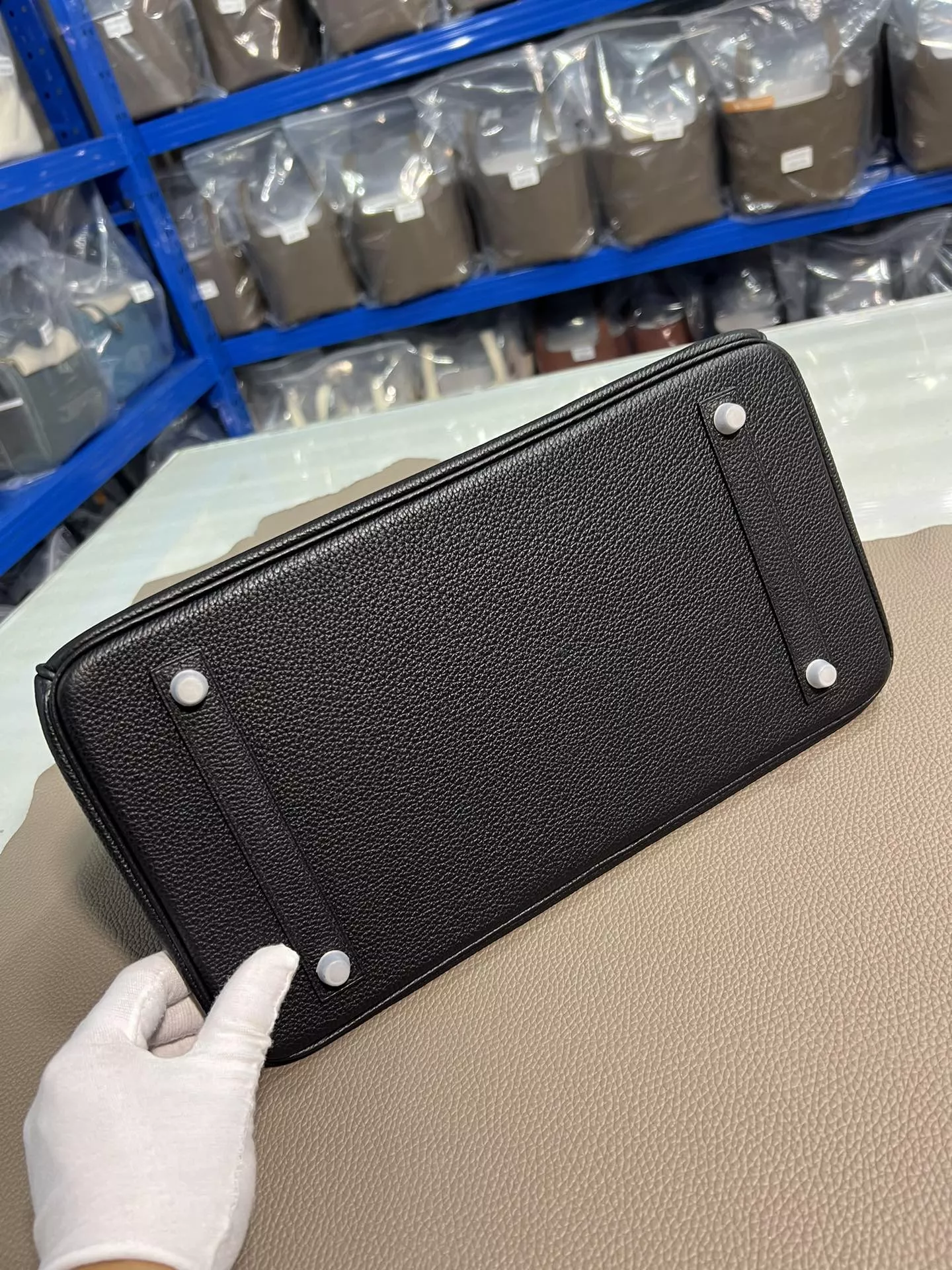 Refined 7063 Hermes AAA Quality Handbags For Women - Image 7