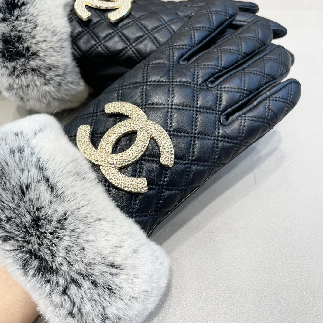 Refined 7840 Chanel Gloves For Women - Image 6