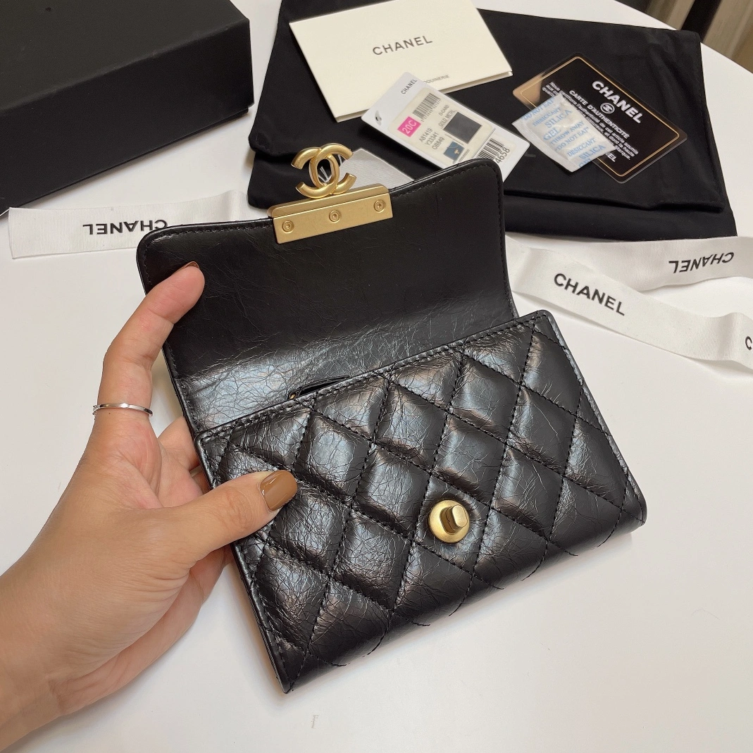 Refined 8672 Chanel AAA Quality Wallets - Image 6