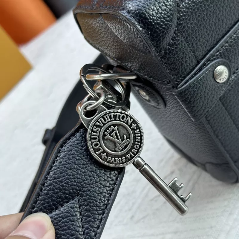 Refined 9460 Louis Vuitton AAA Quality Messenger Bags For Women - Image 7