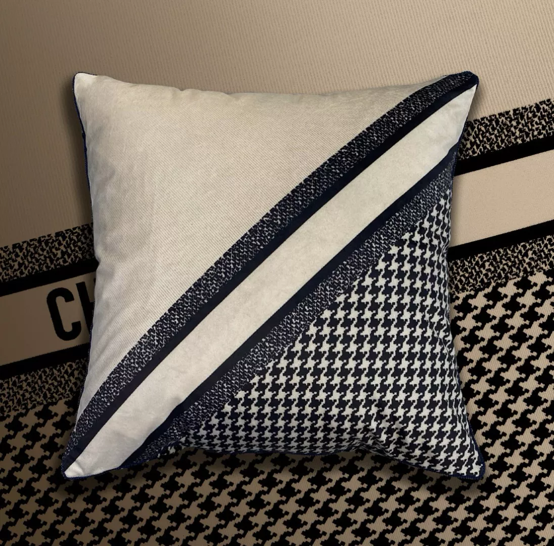 SmartChoice 1888 Christian Dior Cushion