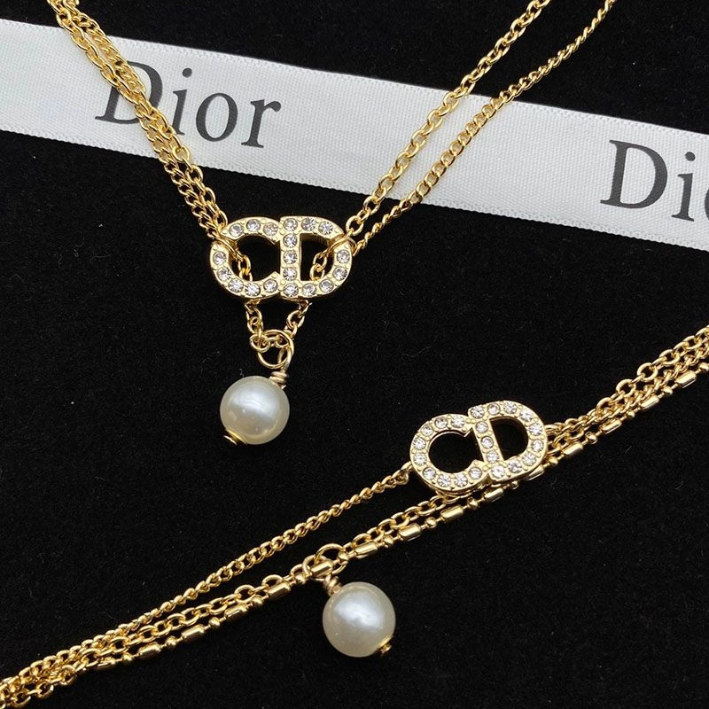 SmartChoice 6396 Dior Clair D Lune Necklace Metal And White Crystals With A White Resin Pearl Gold - Image 3