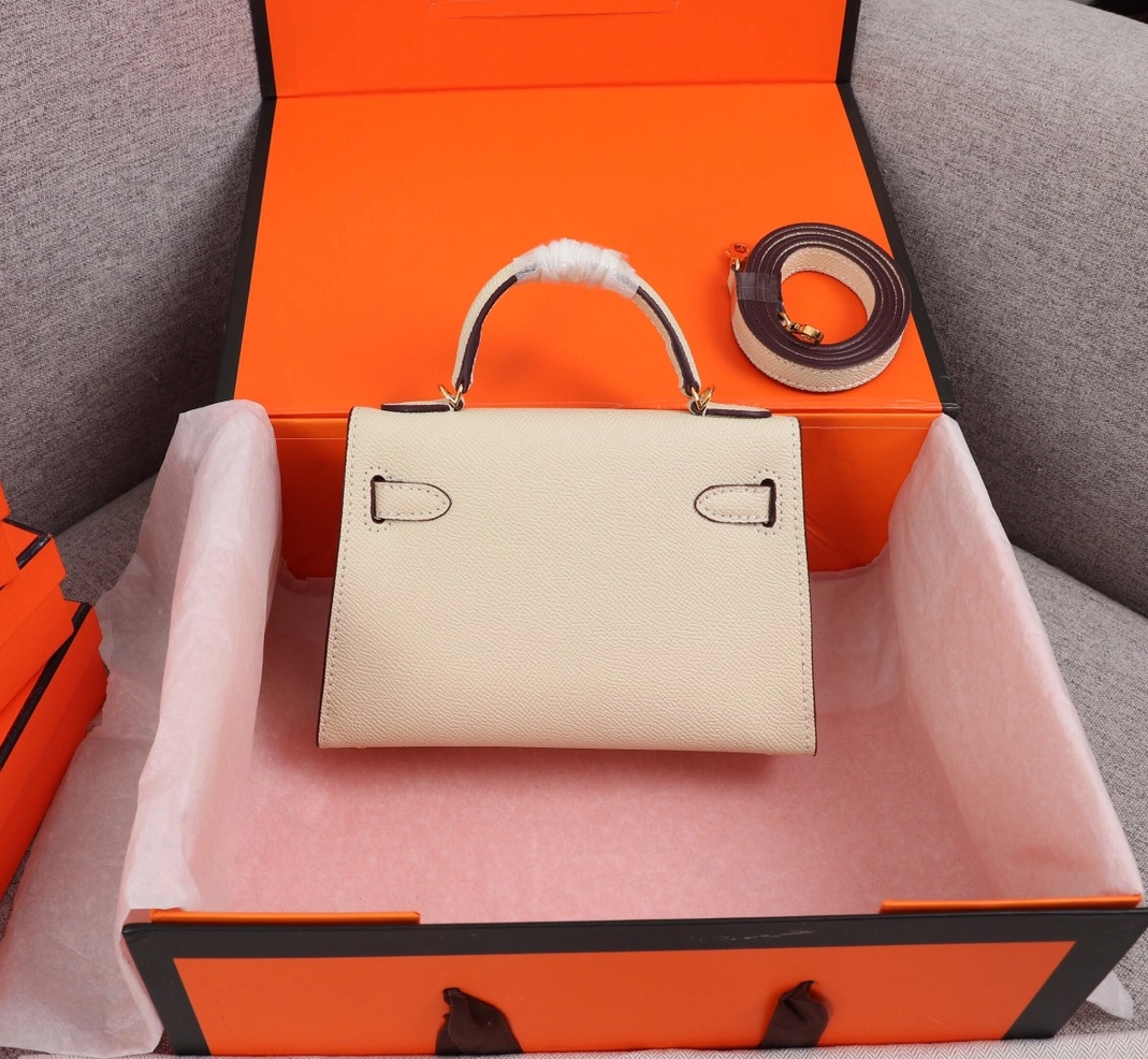 Soft 1760 Hermes AAA Quality Messenger Bags For Women - Image 3