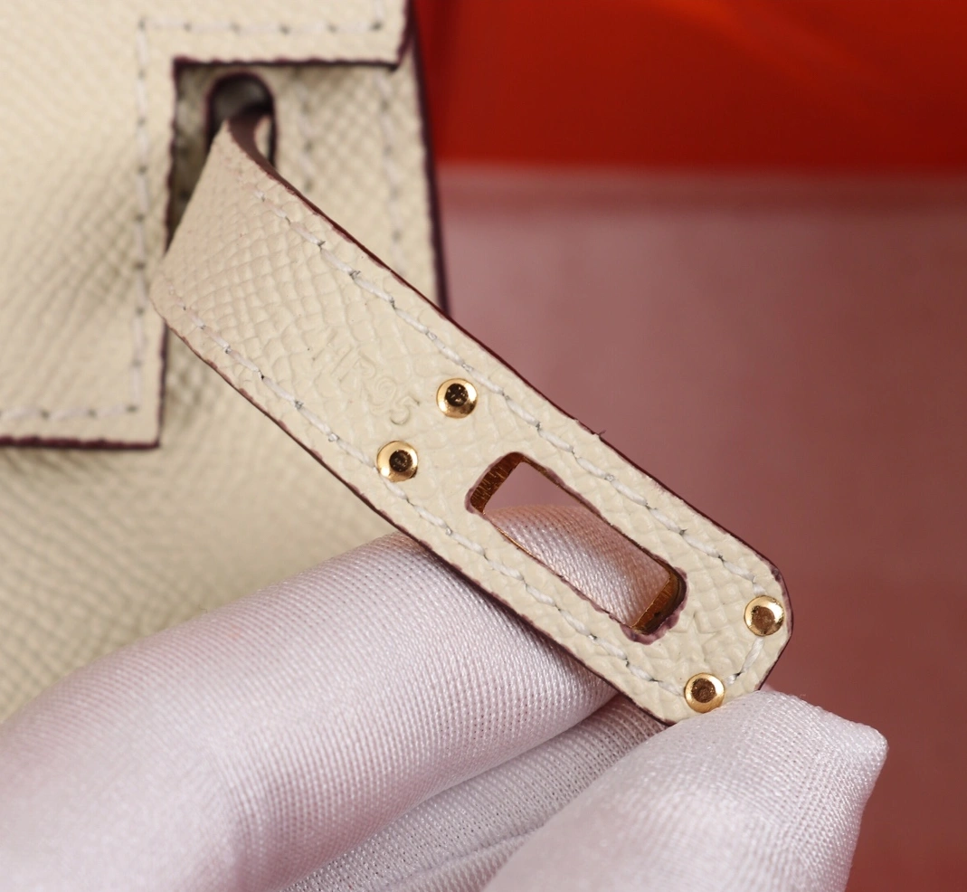 Soft 1760 Hermes AAA Quality Messenger Bags For Women - Image 5