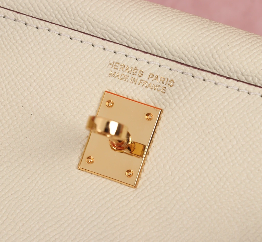 Soft 1760 Hermes AAA Quality Messenger Bags For Women - Image 6