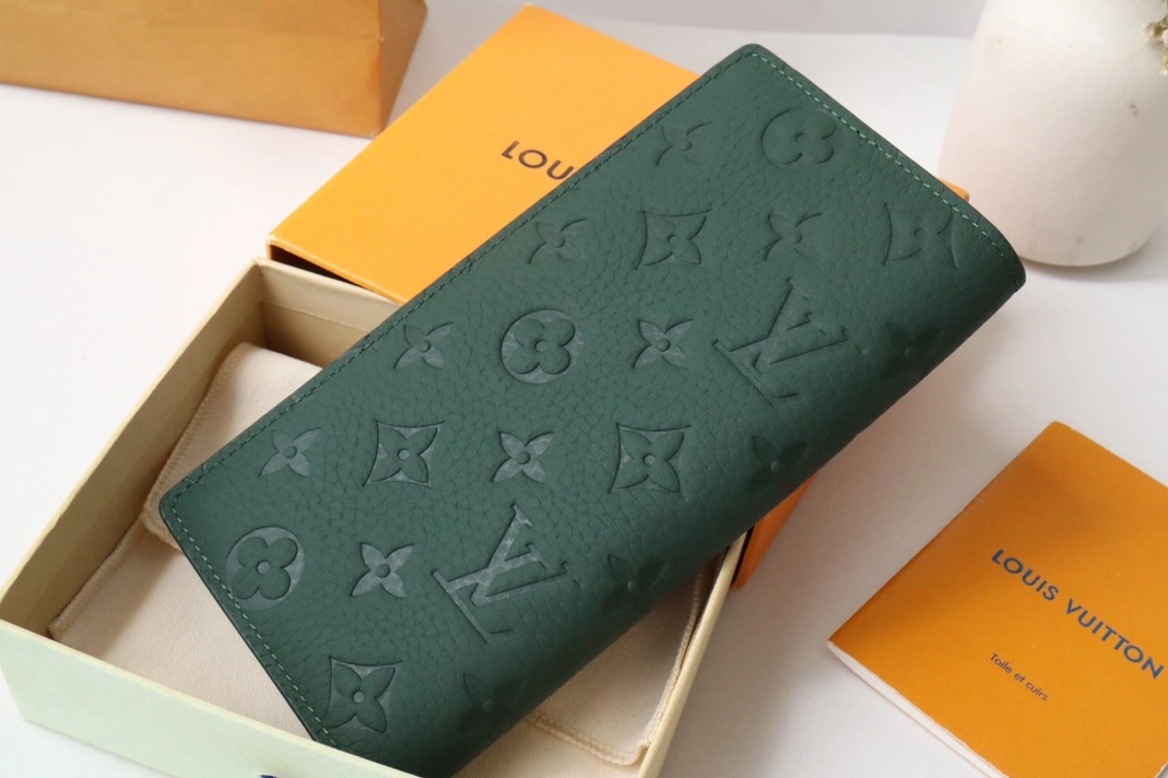 SportInspired 4327 Louis Vuitton AAA Quality Card Case