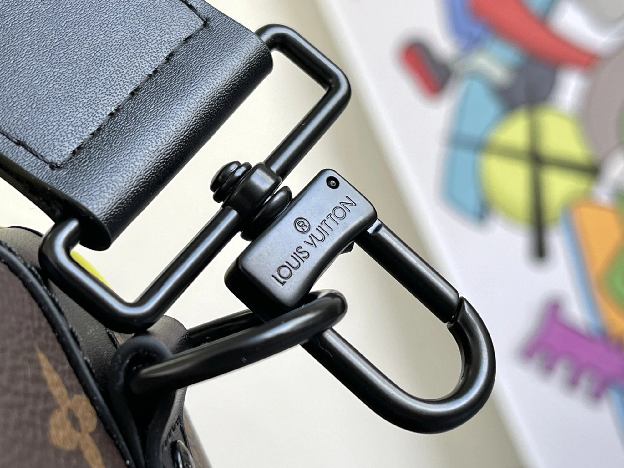 SportInspired 6639 Louis Vuitton Travel Bags - Image 5