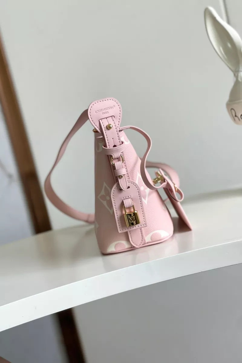 SportInspired 7692 Louis Vuitton AAA Quality Messenger Bags For Women