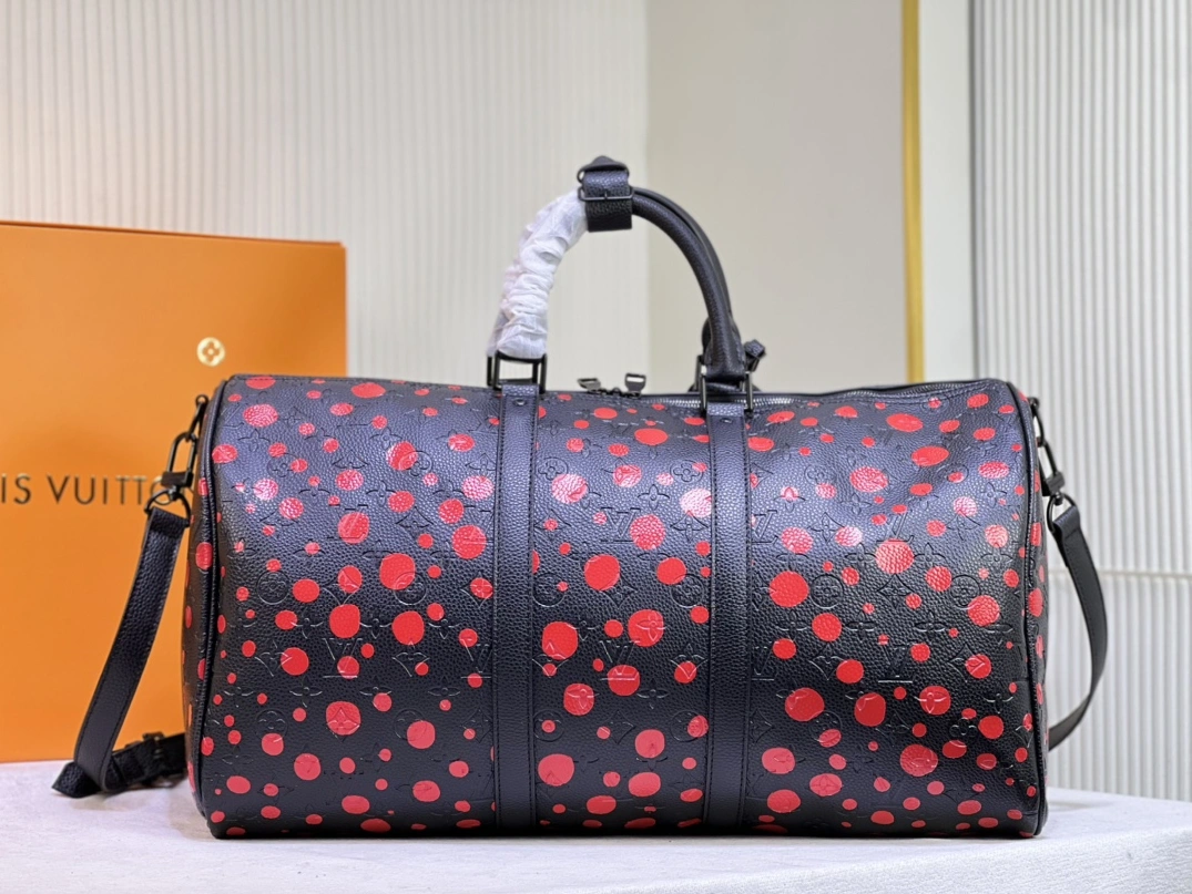 StreetReady 4666 Louis Vuitton Travel Bags - Image 5