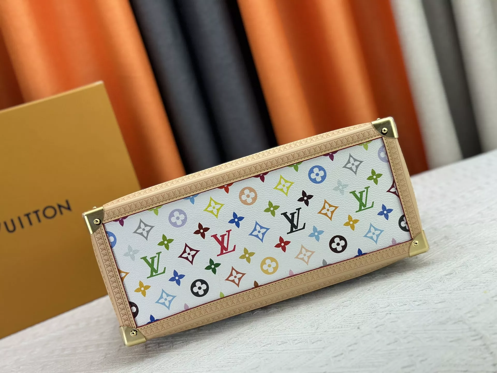 Stylish 3571 Louis Vuitton AAA Quality Handbags For Women - Image 5