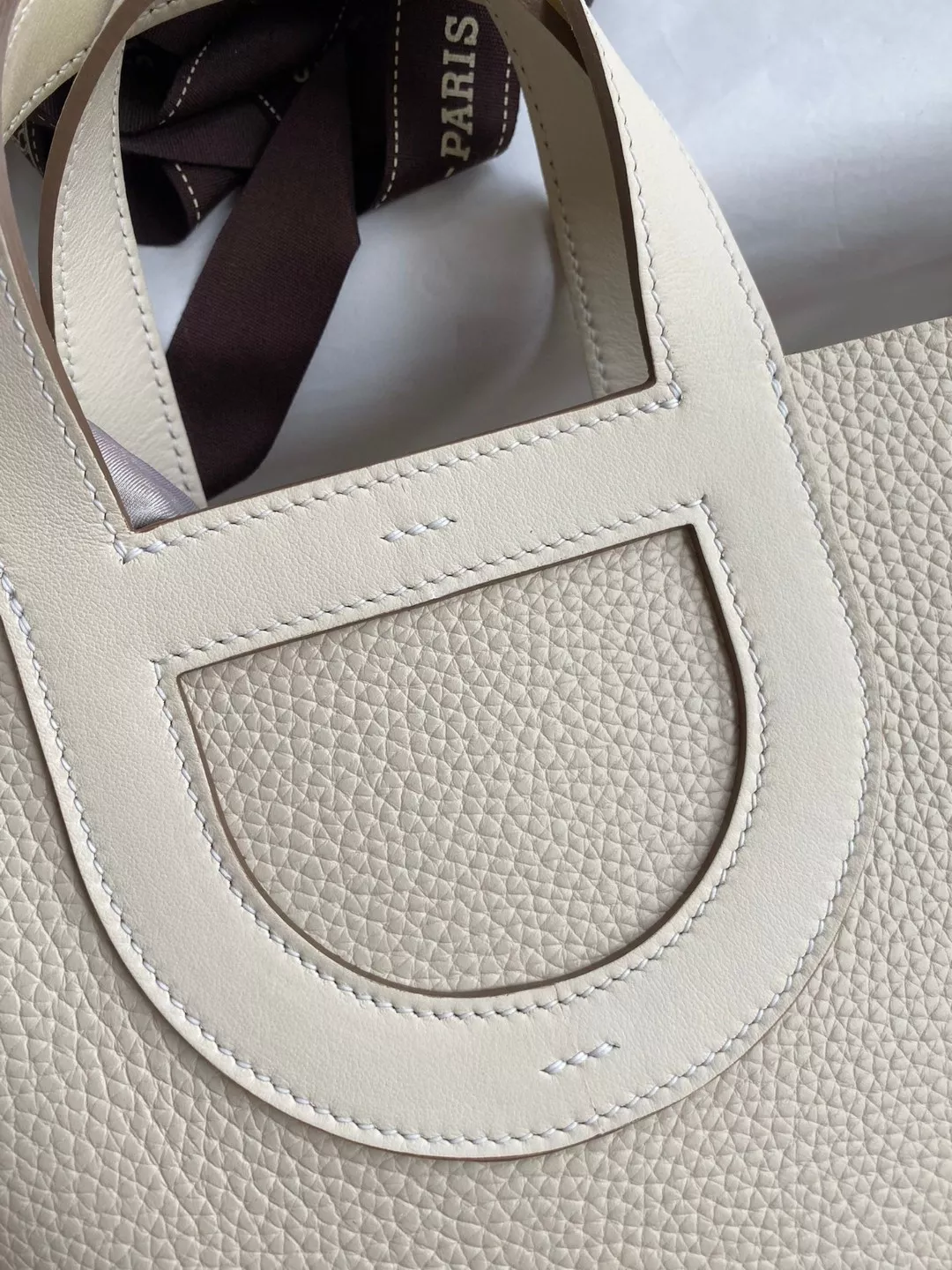 Stylish 6995 Hermes AAA Quality Handbags In Silver For Women - Image 3