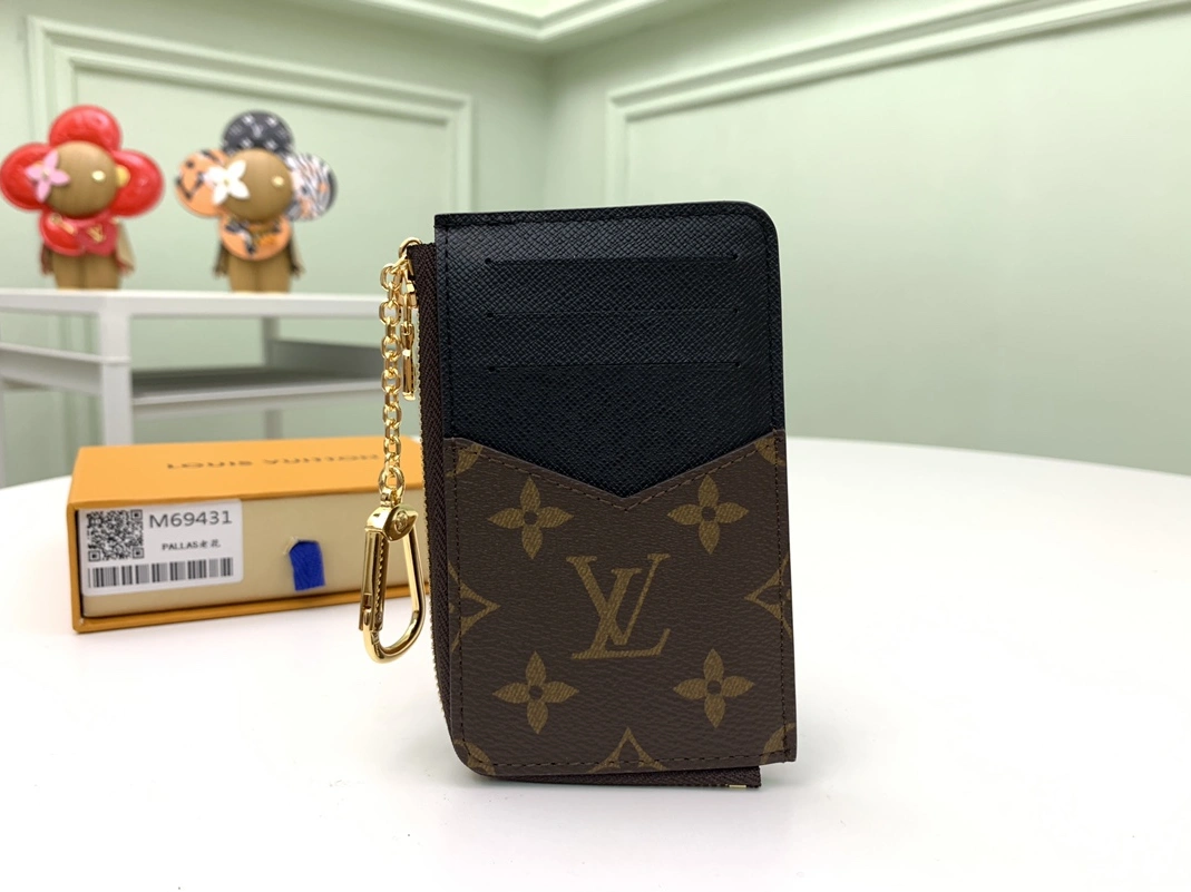 Timeless 5035 Louis Vuitton AAA Quality Card Case For Women - Image 7