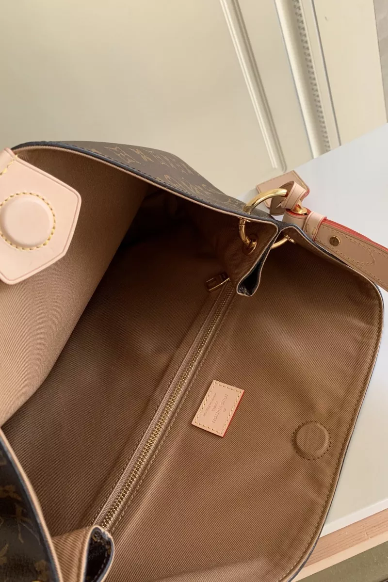 Timeless 5306 Louis Vuitton AAA Quality Handbags For Women - Image 8