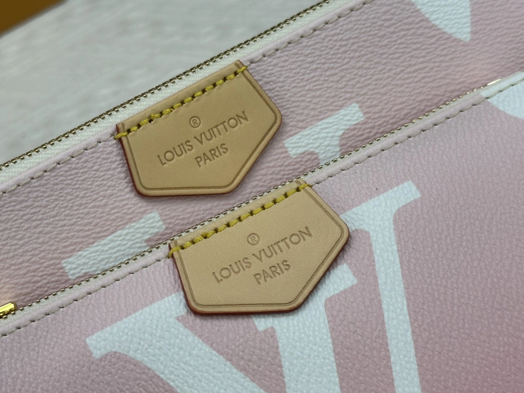 Timeless 8842 Louis Vuitton AAA Quality Messenger Bags For Women - Image 7