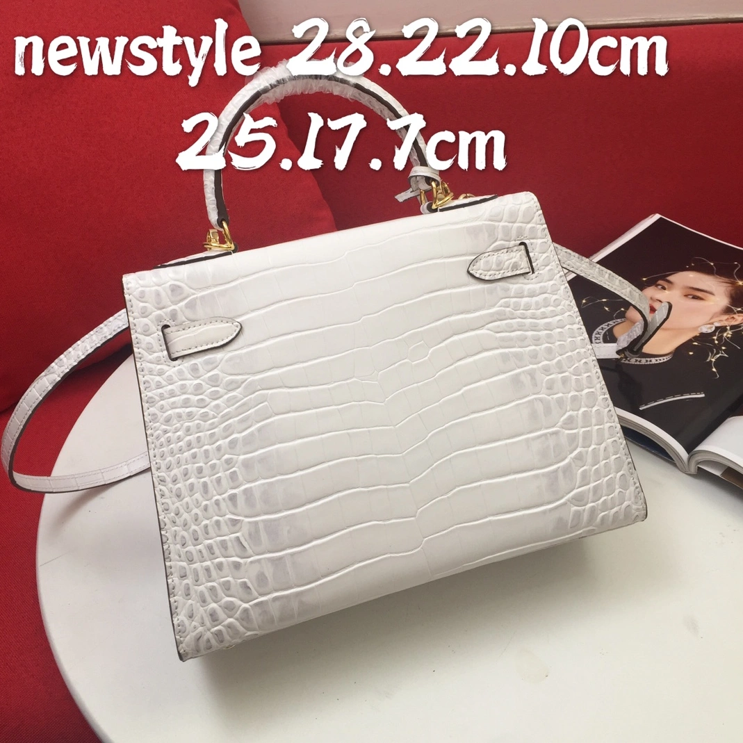 Trendsetting 1896 Hermes AAA Quality Handbags For Women