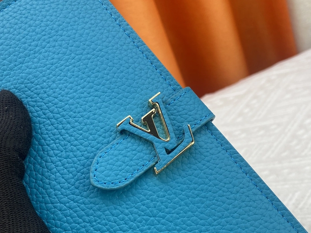 Trendsetting 6129 Louis Vuitton AAA Quality Wallets - Image 6